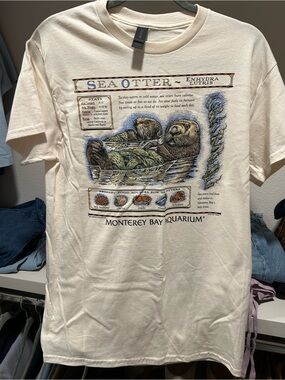 Monterey Bay Aquarium Sea Otter Graphic Tee - Cream